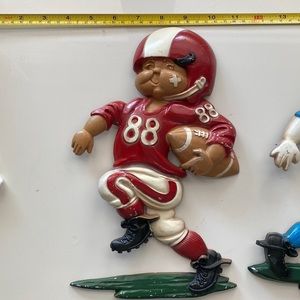 Vintage 1976 - made in the USA- Metal football player decor.